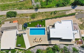 Casa vacanza per 7 persone con giardino, Croatia, Makarska Riviera