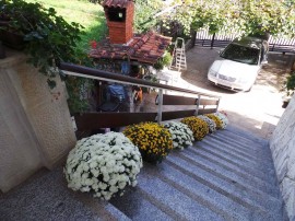 Appartamento in una posizione tranquilla con ampia terrazza, Croatia, Ica, Abbazia Croazia