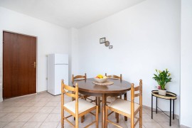 Appartamento vacanze per 4 persone con terrazza, Croatia, Pag Città, Pag