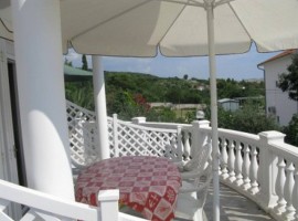 Appartamento vacanze per 4 persone con terrazza, Croatia, Barbat na Rabu, Rab