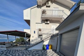 Bella terrazza, a soli 100 metri dalla spiaggia, Croatia, Mastrinka, Ciovo