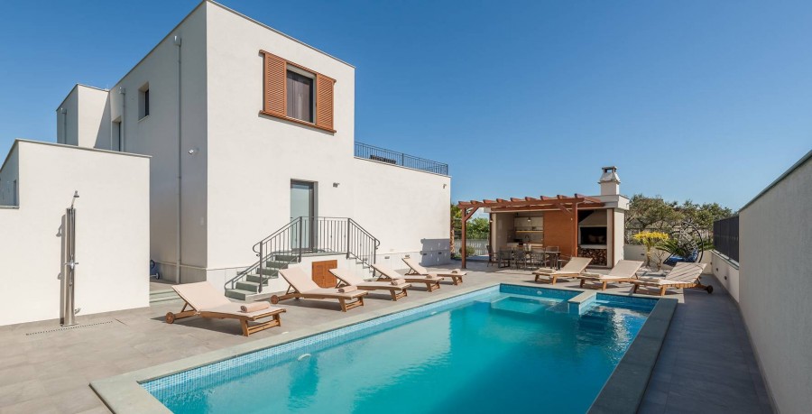 Villa Modea with Heated Pool, Croatia, Traù, Regione spalatino-dalmata