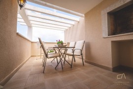 Appartamento vacanze per 4 persone con balcone/terrazza, Croatia, Zidarici, Krk (Croazia)