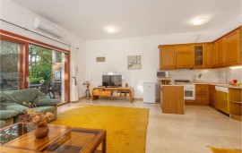 Appartamento vacanze per 5 persone con terrazza, Croatia, Njivice, Krk (Croazia)