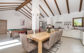 Casa vacanza per 8 persone con terrazza, Croatia, Dobrigno, Krk (Croazia)
