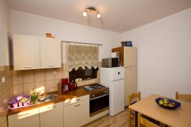Comfortable house on a big plot of land near the Plitvice Lakes, Croatia, Rudanovac, Laghi di Plitvice