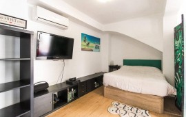 Incantevole appartamento al piano terra con aria condizionata, cucina e WiFi - a 100 m dalla spiaggi, Spain, Málaga (Este), Malaga