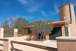 Finca with views and 10 minutes from the beach, for 6 people., Palma di Maiorca, Maiorca occidentale