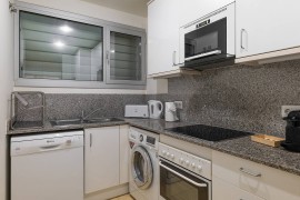 Cozy Apartment with shared Pool, Italia, Barcelona Centre, Barcellona