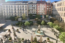 Wonderful 2Br\/2Ba flat overlooking Pedro Zerolo Sq, Spain, Centro (Madrid), Madrid