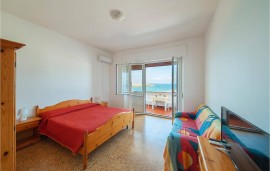 Appartamento con vista sull'acqua e terrazza a 300 m dalla spiaggia di Scogliolungo, Italia, Porto Torres, Provincia di Sassari