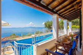 Spaziosa villa di 90 mq, a 2 km dalla spiaggia di Barbati, Greece, Nissaki, Corfù