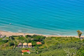 Casa Vacanze Angelos sulla spiaggia di Agios Gordios, Greece, Agios Gordios, Corfù