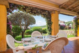 Appartamento 'Belvedere 3-2 Giardino E Vista Mare' con vista mare e terrazza privata, Moriscu, Pittulongu