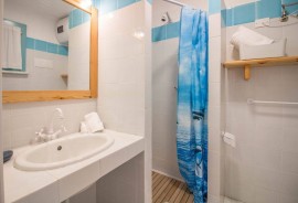 Sea View Studio with Private Garden and Parking!, Italia, Porto Rotondo, Costa Smeralda