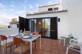 Casa vacanze 'Cool Motion 2149' con terrazza privata, Wi-Fi e aria condizionata, Portugal, Praia da Falésia, Albufeira