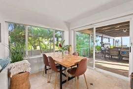 Turtle House by Avantstay | Oceanfront Group Retreat w/ Patio + Views, Makaha, Oahu