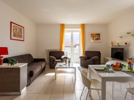 Raggio di Sole Apartment A and B, Taiana, Gravedona ed Uniti