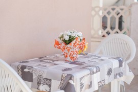 Appartamento 'Monolocale A Due Passi Dal Mare' con Terrazza Privata, La Caletta, Siniscola