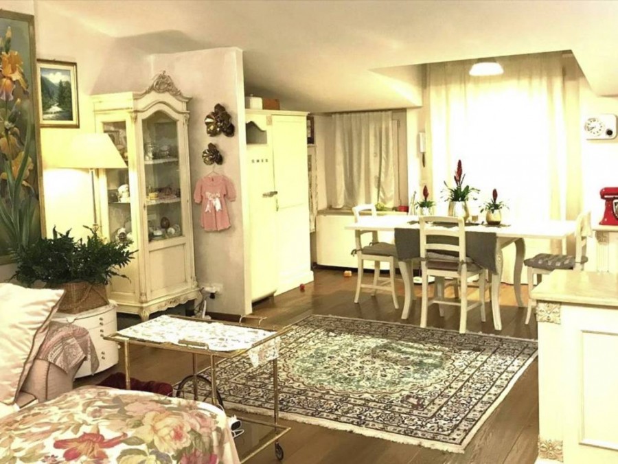 Vendita Appartamento in via San Lorentino. Arezzo. Ottimo stato, su più livelli, con terrazza, risca, Italia, Arezzo