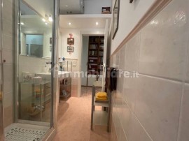 Vendita Appartamento Arezzo. Trilocale in via Giovanni e Nicola Pisano. Ottimo stato, quinto piano, , Italia, Arezzo