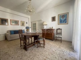 Vendita Appartamento Arezzo. Trilocale in via Giovanni e Nicola Pisano. Ottimo stato, quinto piano, , Italia, Arezzo