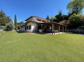 Vendita Villa unifamiliare in Località Sant'Anastasio Arezzo. Ottimo stato, posto auto, con terrazza, Italia, Arezzo