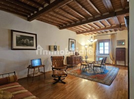 Vendita Appartamento in via Gugliemo Oberdan, 29. Arezzo. Ottimo stato, su più livelli, con balcone,, Italy, Arezzo