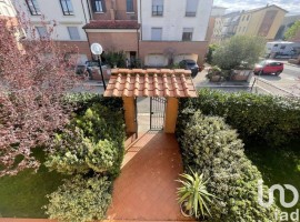 Vendita Villa unifamiliare in via Antonio Pizzuto Arezzo. Ottimo stato, riscaldamento autonomo, 281 , Italia, Arezzo