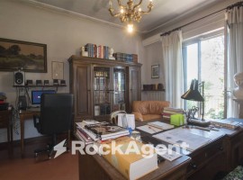 Vendita Villa unifamiliare in via Empolese, 13O Scandicci. Ottimo stato, posto auto, con terrazza, r, Italia, Scandicci