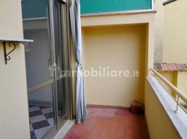 Vendita Appartamento Firenze. Trilocale in via Piagentina,25. Da ristrutturare, primo piano, con bal, Italia, Firenze