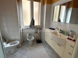 Vendita Appartamento Firenze. Ottimo stato, primo piano, con terrazza, riscaldamento centralizzato, , Italia, Firenze