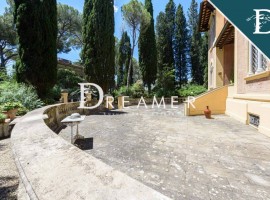 Vendita Villa unifamiliare in via delle forbici 42 Firenze. Buono stato, posto auto, con terrazza, r, Italia, Firenze