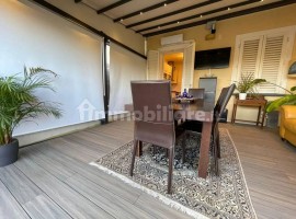 Vendita Villa unifamiliare in via Giovanni Cimabue Vinci. Buono stato, posto auto, con balcone, risc, Italia, Vinci