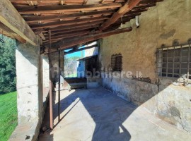 Vendita Casa colonica in via Macinaia Lastra a Signa. Da ristrutturare, posto auto, 300 m², rif. 109, Italia, Lastra a Signa