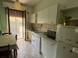 Vendita Appartamento Rufina. Trilocale in via Fratelli Rosselli. Ottimo stato, piano terra, riscalda, Italia, Rufina