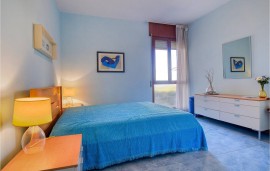 Affitto con vista sull'acqua con AC, cucina e Internet - 1 km dalla spiaggia Affitto con vista sull', Italia, %Text 1%