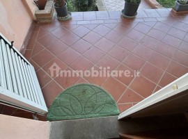 Vendita Villa unifamiliare in Località Frassineto Arezzo. Buono stato, posto auto, con balcone, risc, Italia, Arezzo