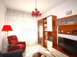 Vendita Appartamento Arezzo. Quadrilocale in via Fabio Filzi. Buono stato, primo piano, posto auto, , Italia, Arezzo
