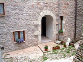 Appartamento di 90 metri quadri in ottime condizioni con letto per bambini, parcheggio, forno e pisc, Italia, Acquasparta, Perugia E Dintorni