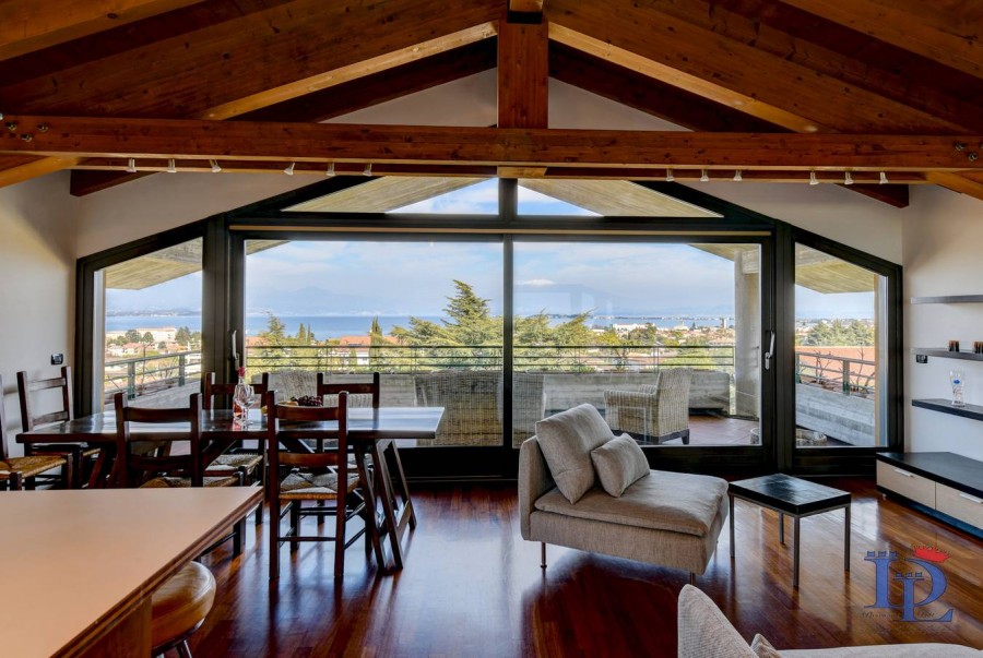 16 Paradise Lake View With 5 Swimming Pool, Italy, Desenzano Del Garda, Prealpi Gardesane
