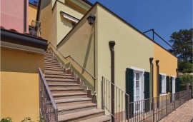 Appartamento Magliolo: AC, Piscina, Terrazza e Cucina (2km), Italia, Magliolo, Alpi Liguri