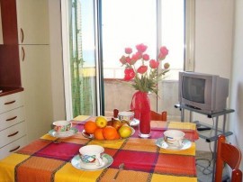 2 km dalla spiaggia e dal fiume: AC, WiFi, Parcheggio, Balcone e Congelatore, Italia, Guardavalle, Provincia di Catanzaro