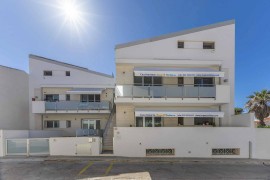 Appartamento spazioso con vista mare a Punta Secca, Italia, Punta Secca, Santa Croce Camerina