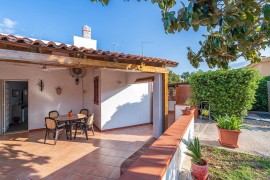 Villa Mare Soleil con terrazza privata, Wi-Fi e aria condizionata, Italia, Siracusa, Siracusa e dintorni