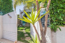 Villa 'Little Jem Fontane Bianche' con Wi-Fi, terrazza e giardino, Italy, Fontane Bianche, Cassibile