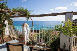 Casa Serena, per 4\/6 persone, con vista mare e discesa per la spiaggia, Italia, Santa Maria Vibo Valentia, Provincia di Vibo Valen