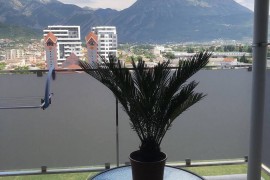 The Sunshineliving apartment is a 10-minute walk from the beach., Montenegro, Bar