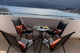 2 min walk to the beach Apartment with balcony, sea view, Lift, Parking, Montenegro, Topla, Montenegro