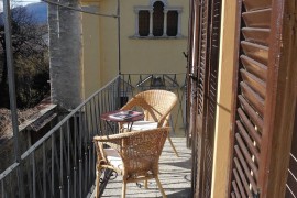 Affascinante casa d'angolo di 4 ½ locali con grande parco e piscina privata, Italy, Arizzano, Lago Maggiore (Piemonte)